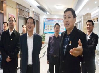 圖片正在加載