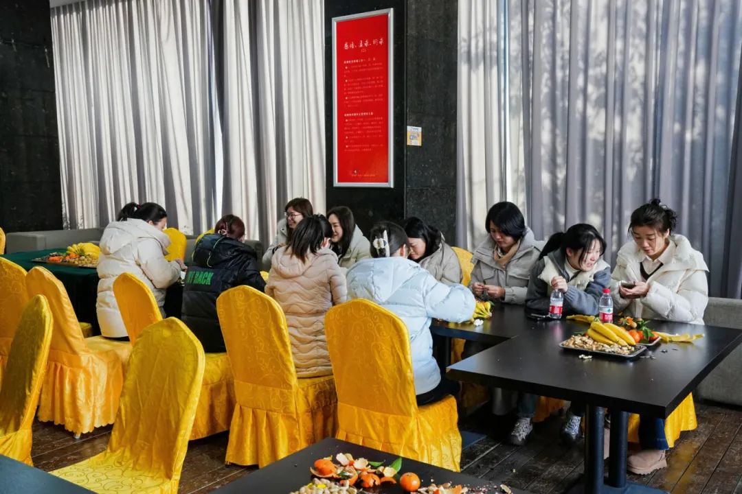 1739004575379165.jpg 2.jpg